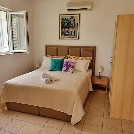 Maja 3* Tučepi